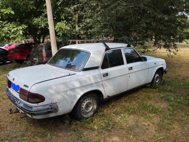 Белый ГАЗ 3110 Волга, объемом двигателя 2.4 л и пробегом 115 тыс. км за 900 $, фото 3 на Automoto.ua