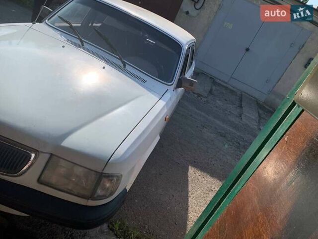 Білий ГАЗ 3110 Волга, об'ємом двигуна 2.4 л та пробігом 148 тис. км за 1200 $, фото 9 на Automoto.ua