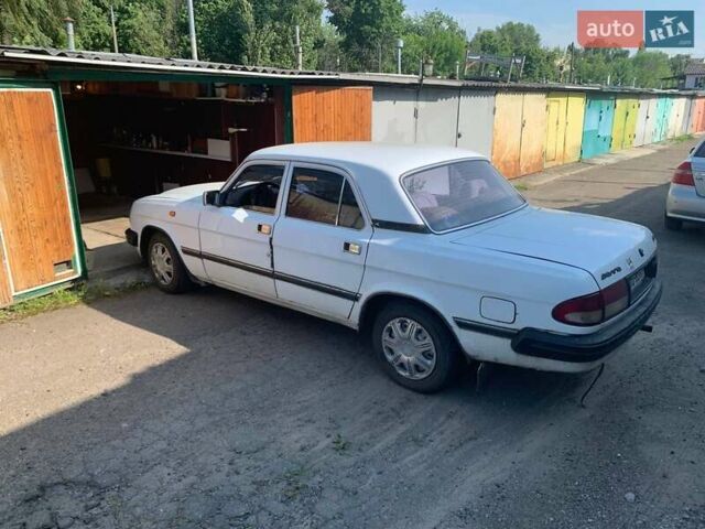Білий ГАЗ 3110 Волга, об'ємом двигуна 2.4 л та пробігом 148 тис. км за 1200 $, фото 1 на Automoto.ua
