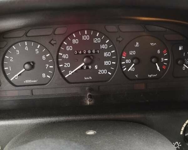 Белый ГАЗ 3110 Волга, объемом двигателя 2.4 л и пробегом 43 тыс. км за 2000 $, фото 4 на Automoto.ua