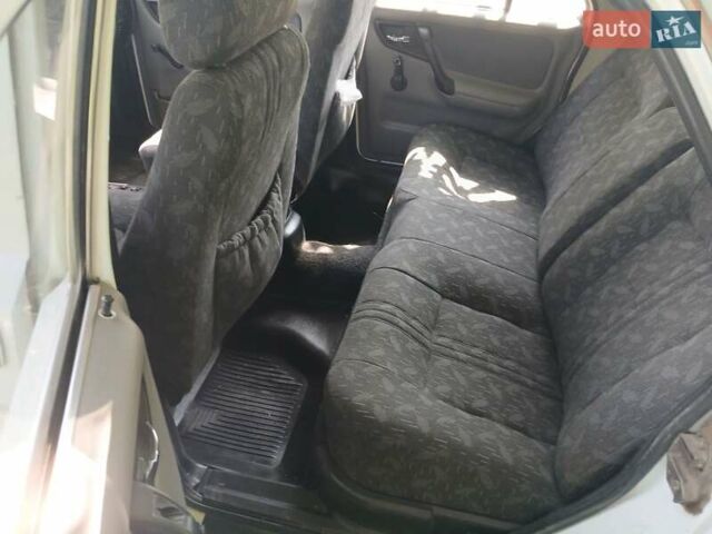 Білий ГАЗ 3110 Волга, об'ємом двигуна 2.45 л та пробігом 72 тис. км за 1700 $, фото 4 на Automoto.ua