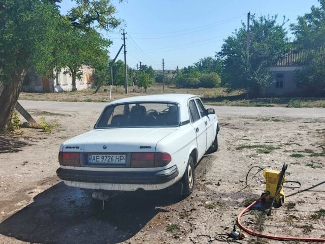 Белый ГАЗ 3110 Волга, объемом двигателя 2.4 л и пробегом 440 тыс. км за 715 $, фото 4 на Automoto.ua