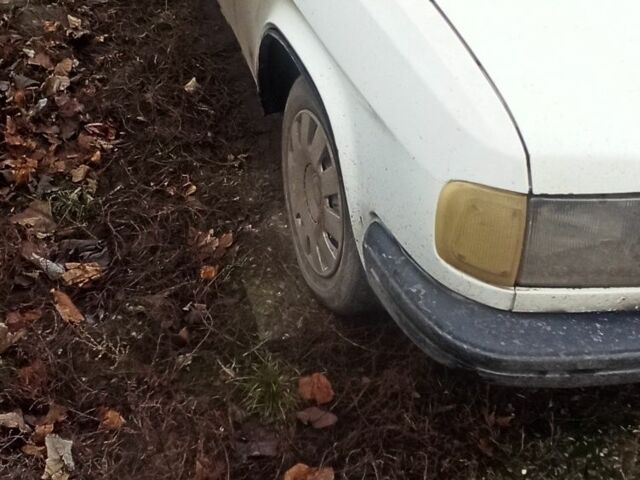 Белый ГАЗ 3110 Волга, объемом двигателя 2.4 л и пробегом 2 тыс. км за 828 $, фото 3 на Automoto.ua