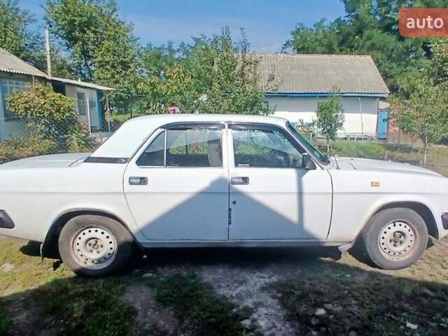 Білий ГАЗ 3110 Волга, об'ємом двигуна 2.45 л та пробігом 165 тис. км за 1100 $, фото 2 на Automoto.ua