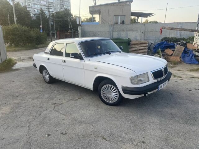 Білий ГАЗ 3110 Волга, об'ємом двигуна 2.4 л та пробігом 250 тис. км за 950 $, фото 1 на Automoto.ua