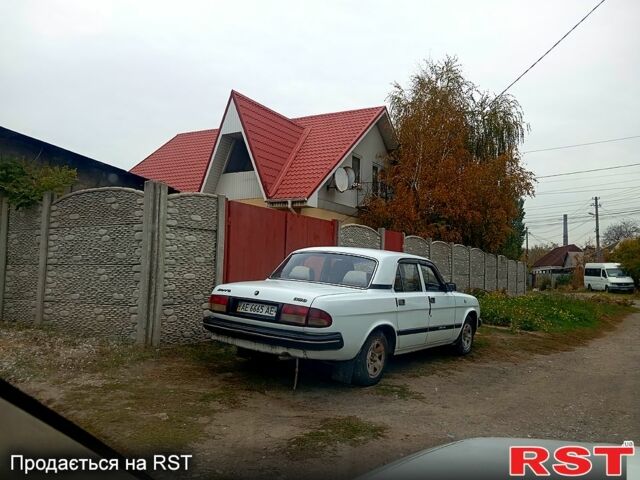ГАЗ 3110 Волга 1999 в Днепре (Днепропетровске) на Automoto.ua Белый ГАЗ 3110 Волга, объемом двигателя 2.5 л и пробегом 150 тыс. км за 1200 $, фото 1 на Automoto.ua