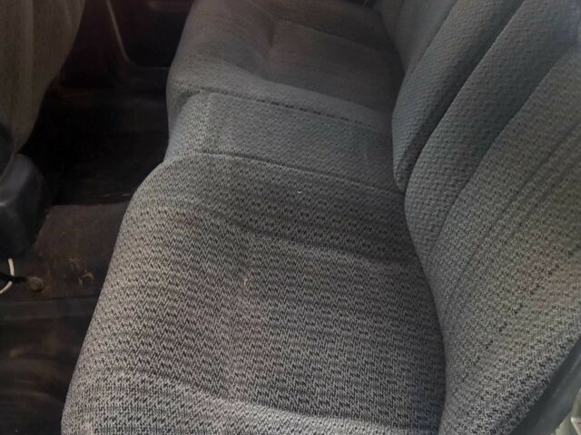 Белый ГАЗ 3110 Волга, объемом двигателя 2.5 л и пробегом 200 тыс. км за 700 $, фото 3 на Automoto.ua