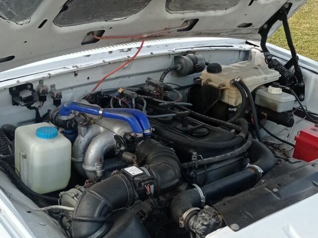 Белый ГАЗ 3110 Волга, объемом двигателя 2.3 л и пробегом 1 тыс. км за 954 $, фото 1 на Automoto.ua