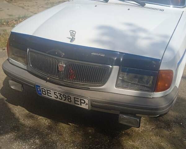 Белый ГАЗ 3110 Волга, объемом двигателя 2.4 л и пробегом 40 тыс. км за 1700 $, фото 2 на Automoto.ua