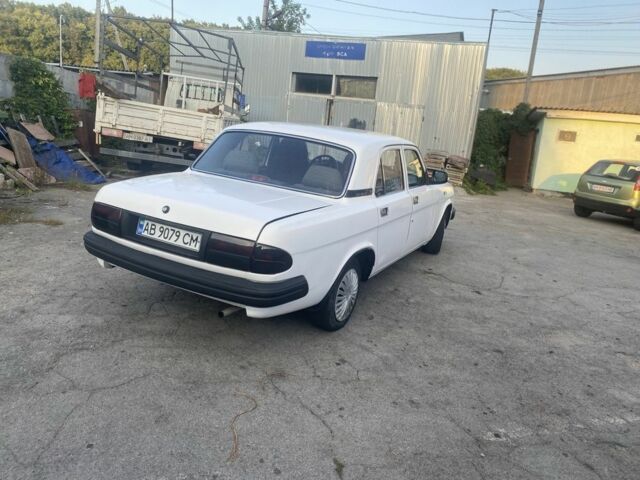 Білий ГАЗ 3110 Волга, об'ємом двигуна 2.4 л та пробігом 250 тис. км за 950 $, фото 4 на Automoto.ua