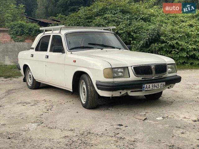 Белый ГАЗ 3110 Волга, объемом двигателя 2.45 л и пробегом 207 тыс. км за 1200 $, фото 3 на Automoto.ua