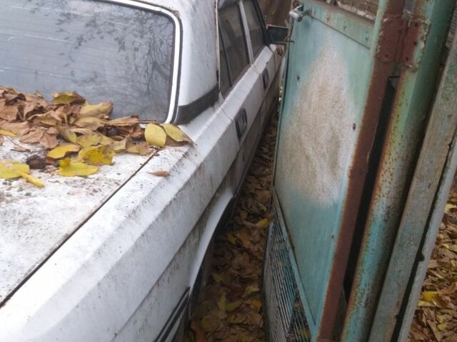 Белый ГАЗ 3110 Волга, объемом двигателя 2.4 л и пробегом 141 тыс. км за 800 $, фото 8 на Automoto.ua