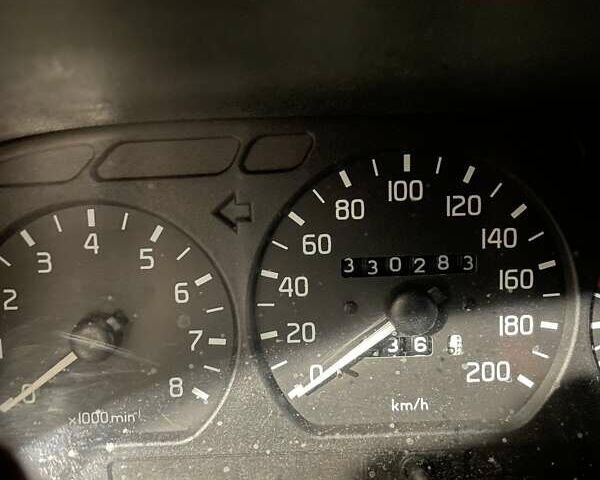 Белый ГАЗ 3110 Волга, объемом двигателя 2.4 л и пробегом 330 тыс. км за 1500 $, фото 5 на Automoto.ua