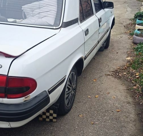 Білий ГАЗ 3110 Волга, об'ємом двигуна 0 л та пробігом 186 тис. км за 828 $, фото 2 на Automoto.ua