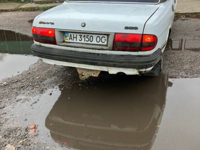 Белый ГАЗ 3110 Волга, объемом двигателя 2.4 л и пробегом 240 тыс. км за 524 $, фото 2 на Automoto.ua