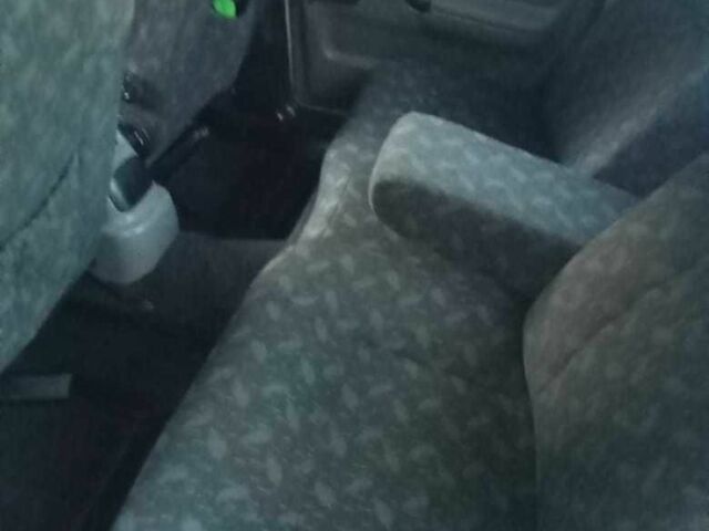 Белый ГАЗ 3110 Волга, объемом двигателя 2.5 л и пробегом 135 тыс. км за 2130 $, фото 7 на Automoto.ua