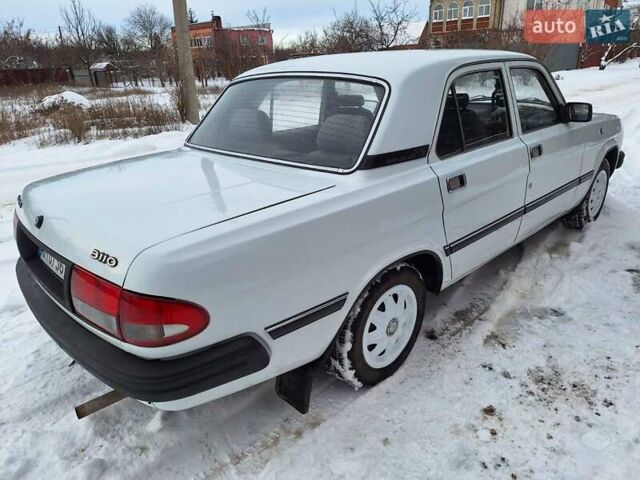 Білий ГАЗ 3110 Волга, об'ємом двигуна 2.45 л та пробігом 9 тис. км за 5500 $, фото 4 на Automoto.ua