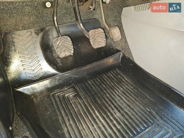 Білий ГАЗ 3110 Волга, об'ємом двигуна 2.45 л та пробігом 9 тис. км за 5500 $, фото 62 на Automoto.ua