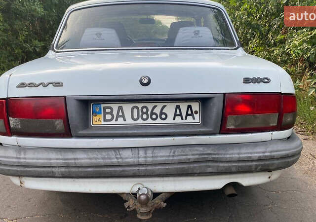 Белый ГАЗ 3110 Волга, объемом двигателя 2.5 л и пробегом 200 тыс. км за 999 $, фото 3 на Automoto.ua