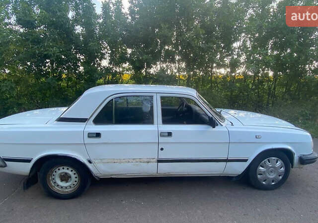 Белый ГАЗ 3110 Волга, объемом двигателя 2.5 л и пробегом 200 тыс. км за 999 $, фото 10 на Automoto.ua