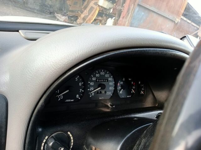 Білий ГАЗ 3110 Волга, об'ємом двигуна 2.4 л та пробігом 53 тис. км за 1800 $, фото 7 на Automoto.ua