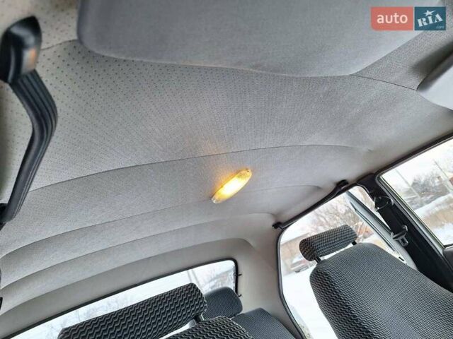 Білий ГАЗ 3110 Волга, об'ємом двигуна 2.45 л та пробігом 9 тис. км за 5500 $, фото 73 на Automoto.ua