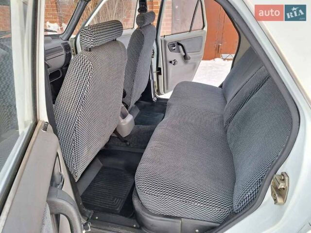 Білий ГАЗ 3110 Волга, об'ємом двигуна 2.45 л та пробігом 9 тис. км за 5500 $, фото 64 на Automoto.ua