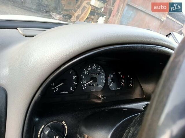 Белый ГАЗ 3110 Волга, объемом двигателя 2.45 л и пробегом 53 тыс. км за 1800 $, фото 1 на Automoto.ua