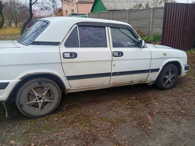 Белый ГАЗ 3110 Волга, объемом двигателя 2.4 л и пробегом 250 тыс. км за 1000 $, фото 3 на Automoto.ua