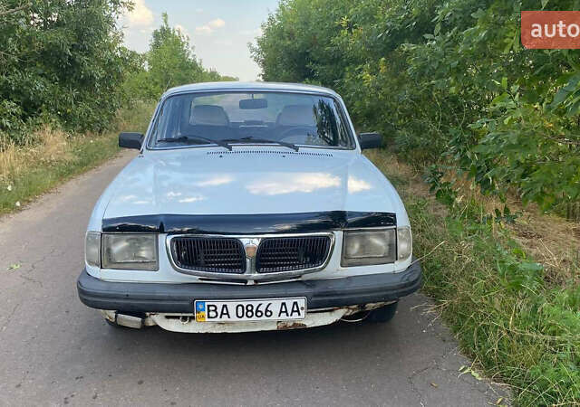 Белый ГАЗ 3110 Волга, объемом двигателя 2.5 л и пробегом 200 тыс. км за 999 $, фото 11 на Automoto.ua