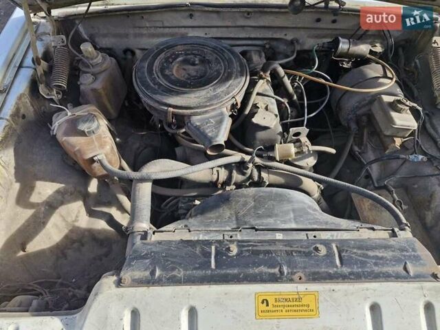 Белый ГАЗ 3110 Волга, объемом двигателя 2.5 л и пробегом 379 тыс. км за 1190 $, фото 6 на Automoto.ua