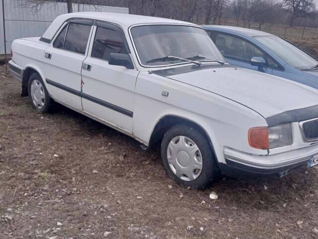Білий ГАЗ 3110 Волга, об'ємом двигуна 2.45 л та пробігом 50 тис. км за 1200 $, фото 1 на Automoto.ua