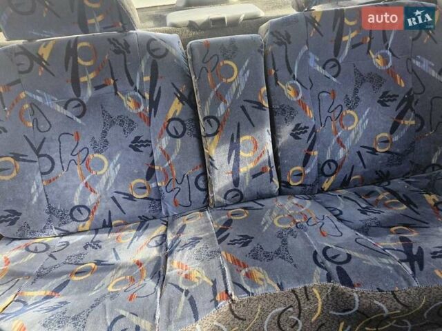 Белый ГАЗ 3110 Волга, объемом двигателя 2.5 л и пробегом 379 тыс. км за 1190 $, фото 8 на Automoto.ua