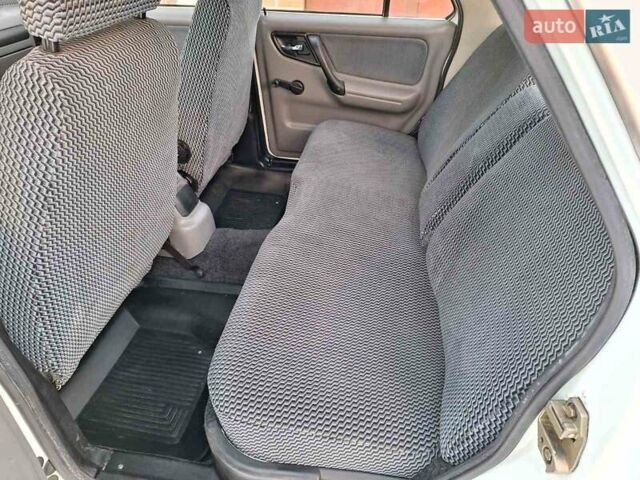 Білий ГАЗ 3110 Волга, об'ємом двигуна 2.45 л та пробігом 9 тис. км за 5500 $, фото 75 на Automoto.ua