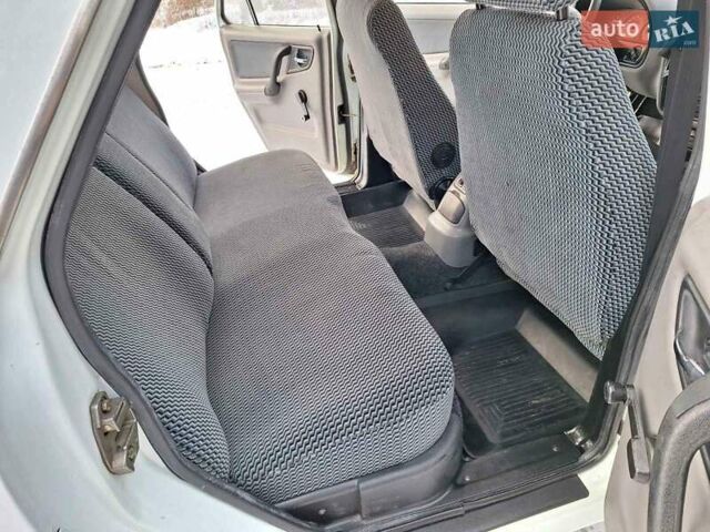 Білий ГАЗ 3110 Волга, об'ємом двигуна 2.45 л та пробігом 9 тис. км за 5500 $, фото 66 на Automoto.ua