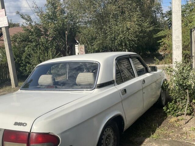 ГАЗ 3110 Волга 2000 в Днепре (Днепропетровске) на Automoto.ua Белый ГАЗ 3110 Волга, объемом двигателя 2.4 л и пробегом 200 тыс. км за 430 $, фото 5 на Automoto.ua