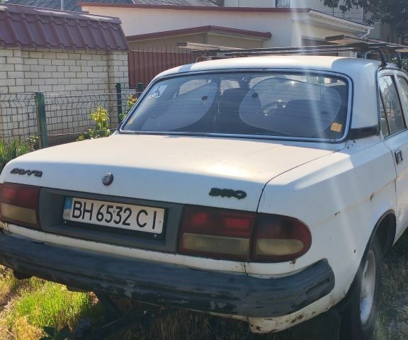 Білий ГАЗ 3110 Волга, об'ємом двигуна 2.4 л та пробігом 267 тис. км за 1001 $, фото 1 на Automoto.ua