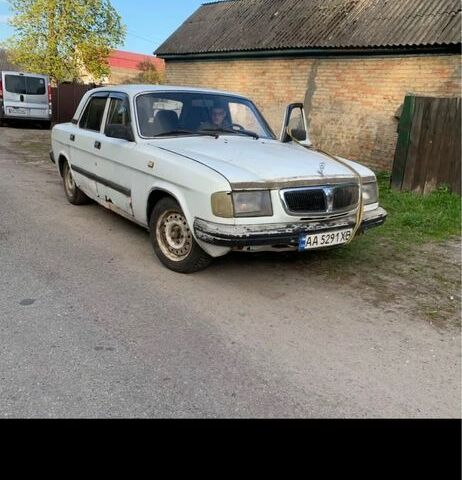 Белый ГАЗ 3110 Волга, объемом двигателя 2.3 л и пробегом 2 тыс. км за 790 $, фото 4 на Automoto.ua