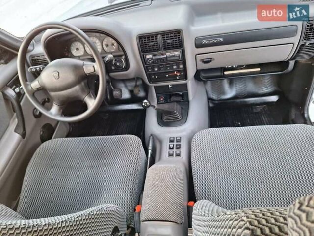 Білий ГАЗ 3110 Волга, об'ємом двигуна 2.45 л та пробігом 9 тис. км за 5500 $, фото 43 на Automoto.ua