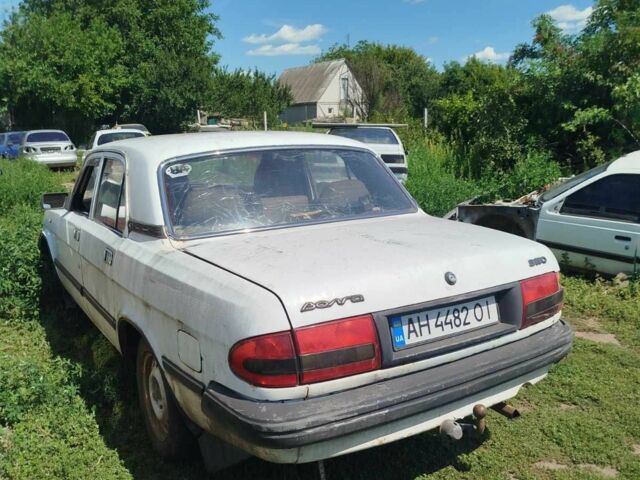 Білий ГАЗ 3110 Волга, об'ємом двигуна 2.5 л та пробігом 85 тис. км за 300 $, фото 3 на Automoto.ua