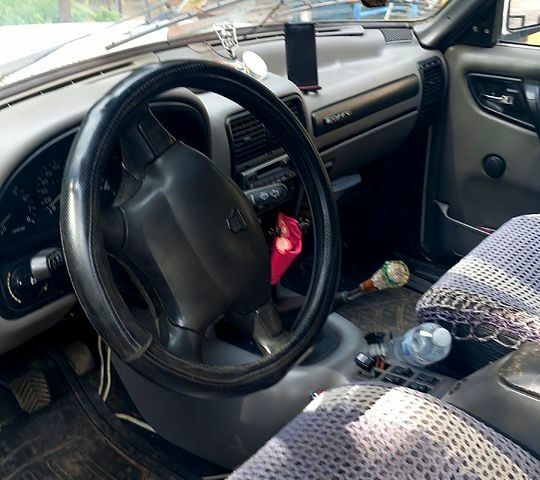 Белый ГАЗ 3110 Волга, объемом двигателя 2.3 л и пробегом 170 тыс. км за 1250 $, фото 5 на Automoto.ua
