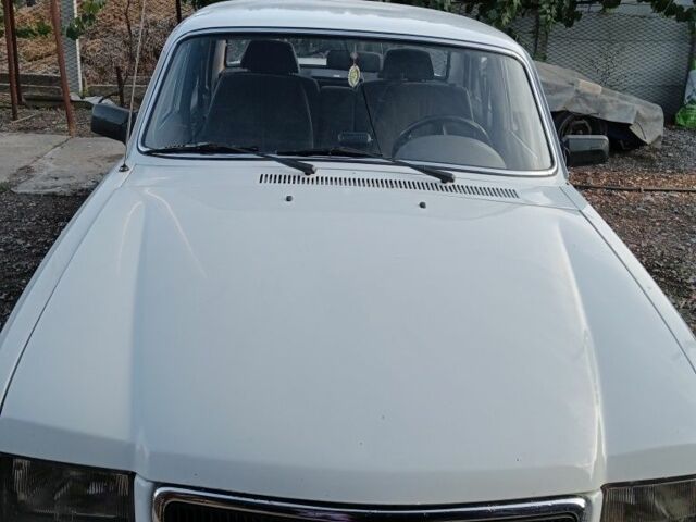 Білий ГАЗ 3110 Волга, об'ємом двигуна 2.4 л та пробігом 53 тис. км за 1800 $, фото 5 на Automoto.ua