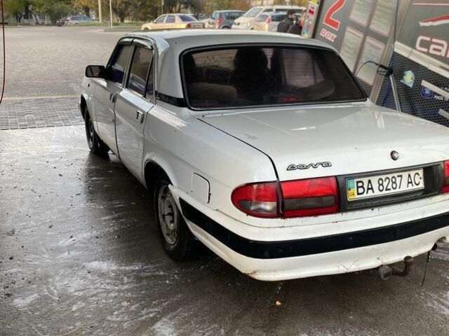 Білий ГАЗ 3110 Волга, об'ємом двигуна 2.4 л та пробігом 190 тис. км за 381 $, фото 3 на Automoto.ua