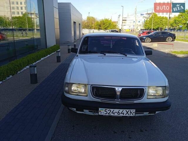 Белый ГАЗ 3110 Волга, объемом двигателя 2.4 л и пробегом 200 тыс. км за 1500 $, фото 6 на Automoto.ua