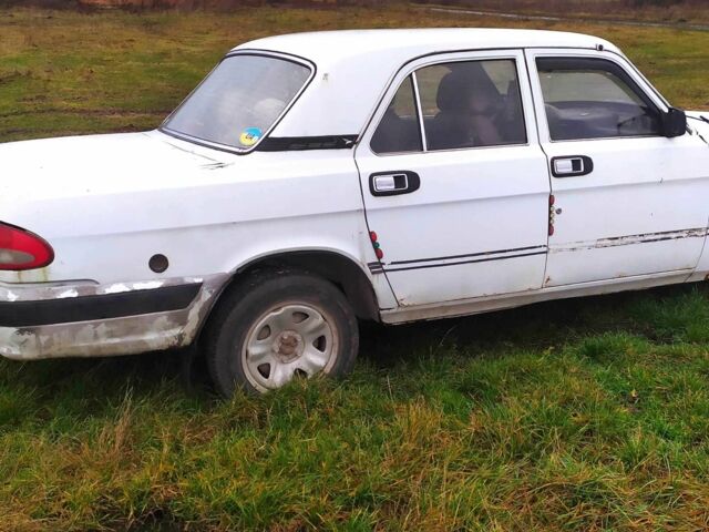 Белый ГАЗ 3110 Волга, объемом двигателя 2.4 л и пробегом 1000 тыс. км за 500 $, фото 2 на Automoto.ua