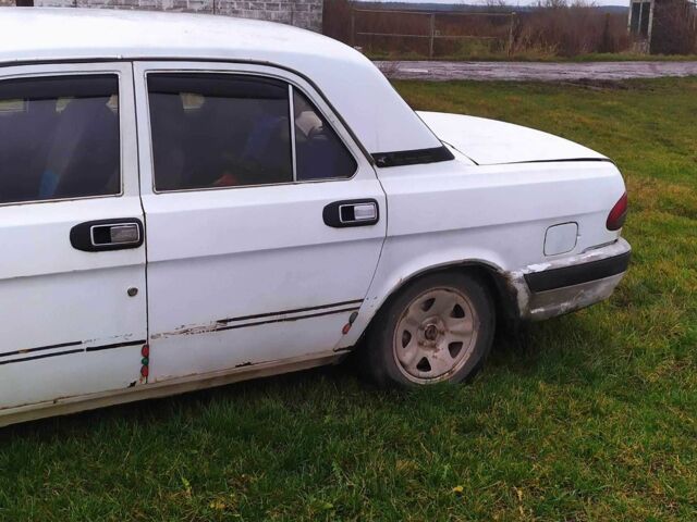 Белый ГАЗ 3110 Волга, объемом двигателя 2.4 л и пробегом 1000 тыс. км за 500 $, фото 6 на Automoto.ua