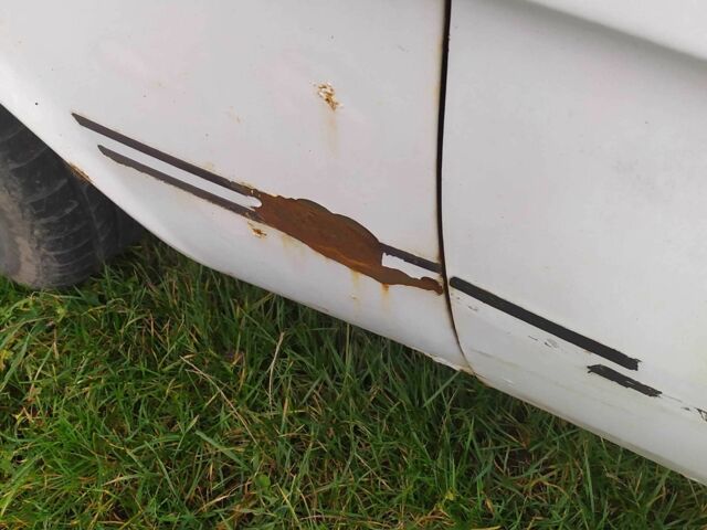 Белый ГАЗ 3110 Волга, объемом двигателя 2.4 л и пробегом 1000 тыс. км за 500 $, фото 5 на Automoto.ua