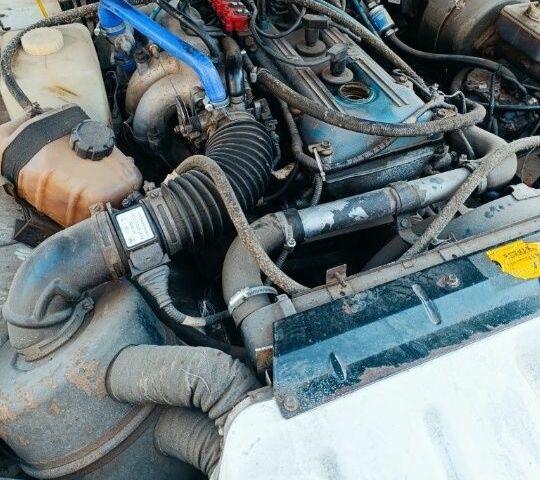 Белый ГАЗ 3110 Волга, объемом двигателя 2.4 л и пробегом 400 тыс. км за 958 $, фото 1 на Automoto.ua