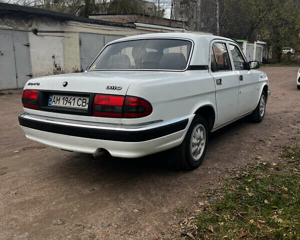 ГАЗ 3110 Волга 2002 в Коростене на Automoto.ua Белый ГАЗ 3110 Волга, объемом двигателя 2.45 л и пробегом 35 тыс. км за 2999 $, фото 6 на Automoto.ua