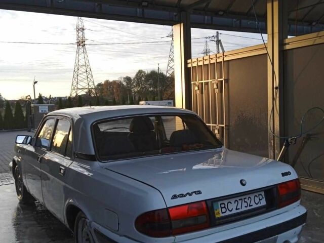 Белый ГАЗ 3110 Волга, объемом двигателя 2.5 л и пробегом 303 тыс. км за 1150 $, фото 3 на Automoto.ua